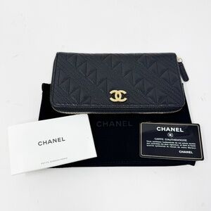 Chanel Long Zipper Caviar Wallet